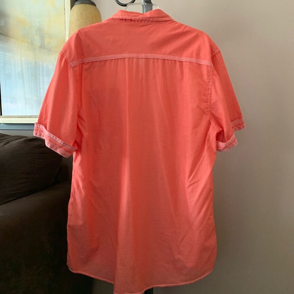 ❌SOLD❌NEW Buckle short sleeve button down - Picture 4 of 8